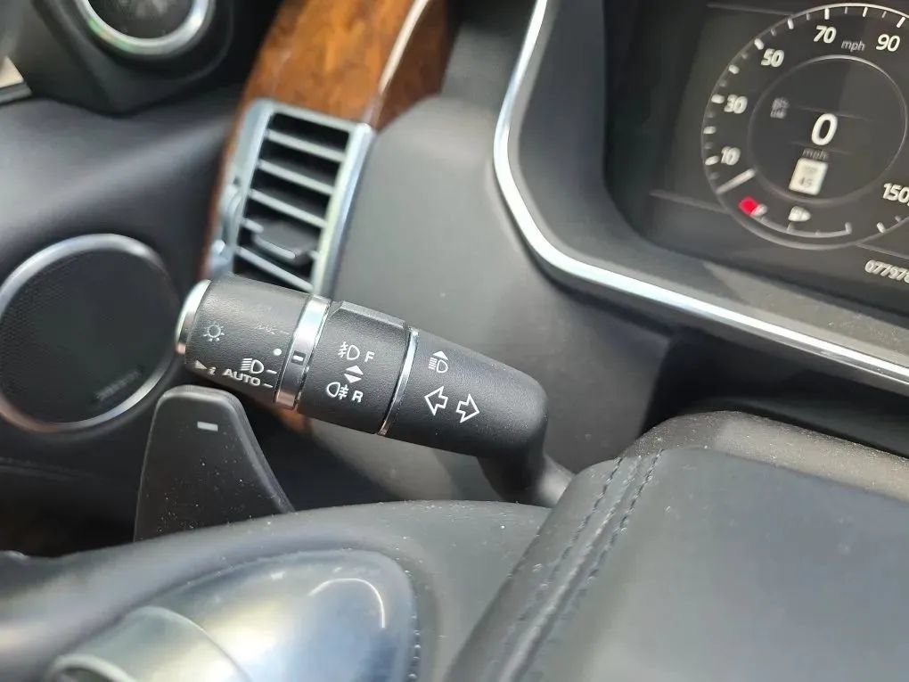 Used 2020 Land Rover Range Rover HSE AWD/4WD image 21