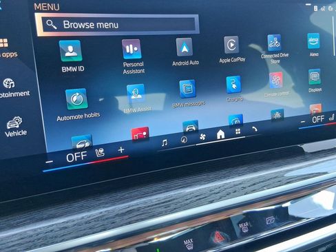 New 2026 BMW 750e xDrive w/ Executive Package image 21