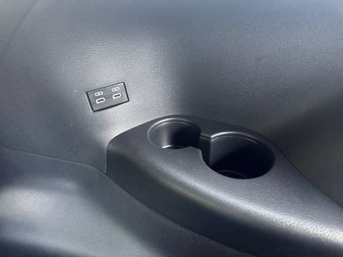 Used 2026 Toyota Sienna XSE FWD image 26