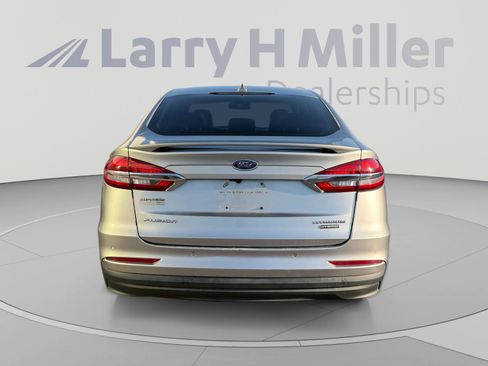 Used 2020 Ford Fusion Titanium FWD image 4