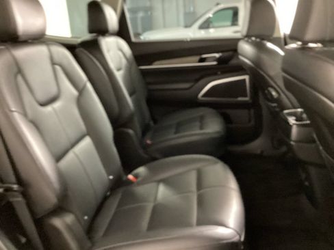 Used 2022 Kia Telluride EX w/ EX Premium Package AWD/4WD image 20