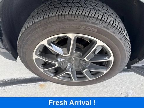 Used 2022 Chevrolet Tahoe RST w/ Luxury Package RWD image 23