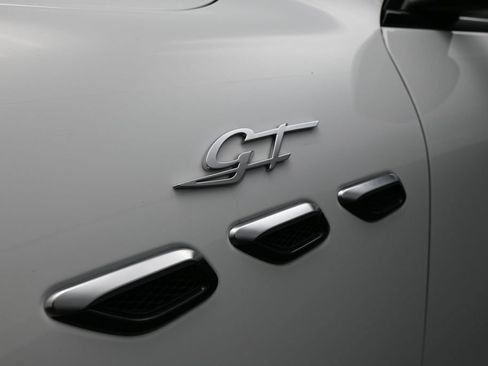 Used 2023 Maserati Grecale GT AWD/4WD image 9