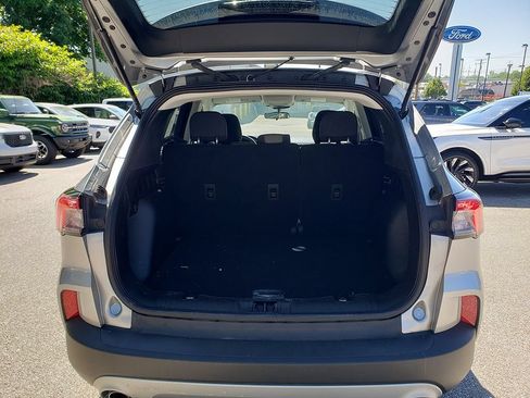 Used 2022 Ford Escape SE w/ Cold Weather Package AWD/4WD image 8