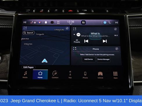 Used 2023 Jeep Grand Cherokee L Limited w/ Luxury Tech Group II image 13