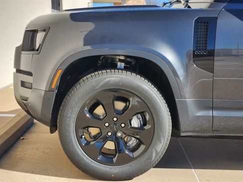 Used 2026 Land Rover Defender 110 S image 6