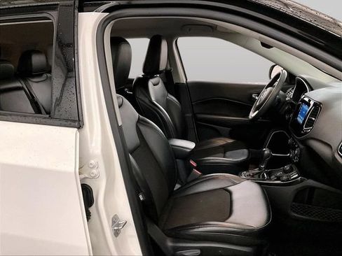 Used 2021 Jeep Compass Latitude AWD/4WD image 7