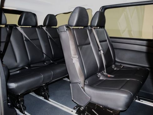 Used 2023 Mercedes-Benz Metris Passenger image 55