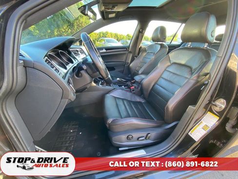 Used 2015 Volkswagen Golf 4-Door image 17