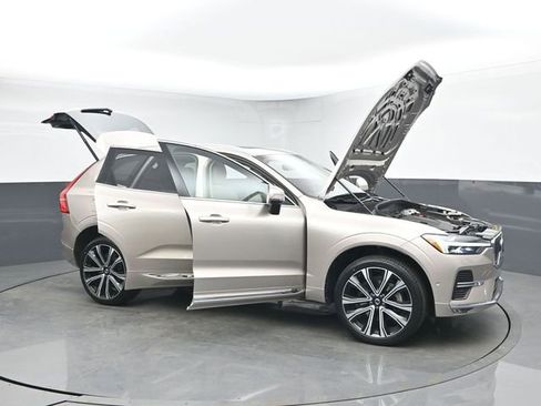 Used 2023 Volvo XC60 B5 Ultimate AWD/4WD image 54