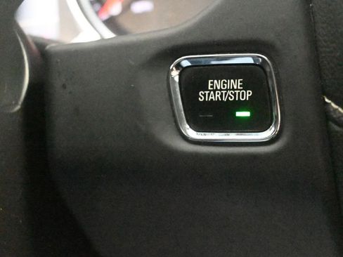 Used 2023 GMC Acadia SLT image 21