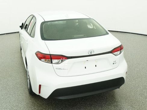 New 2026 Toyota Corolla LE FWD image 9