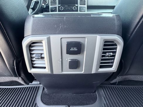 Used 2016 Ford F150 Lariat image 30