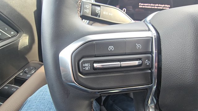 Used 2024 GMC Canyon Denali AWD/4WD image 31