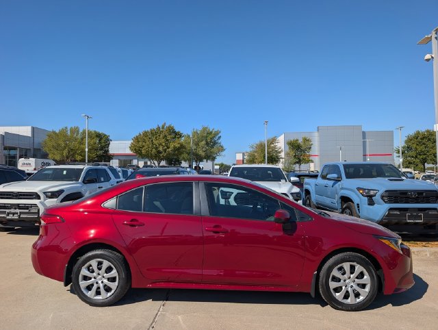 New 2027 Toyota Corolla LE FWD image 3