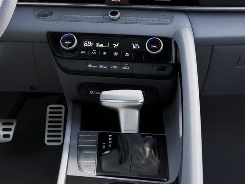New 2026 Hyundai Elantra Sport FWD image 16