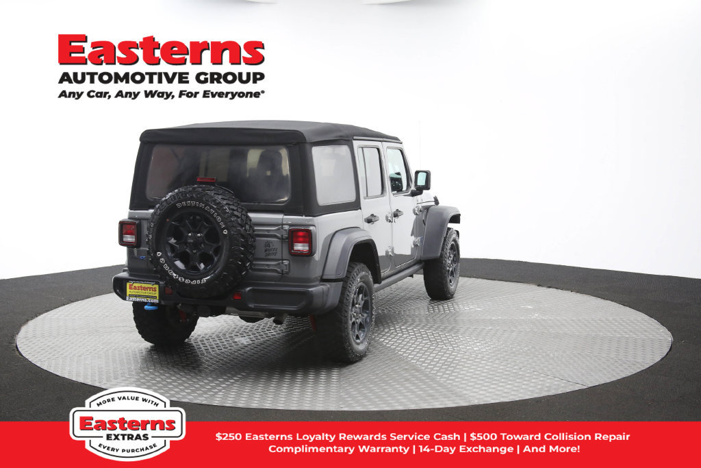 Used 2023 Jeep Wrangler Unlimited w/ Cold Weather Group AWD/4WD image 42