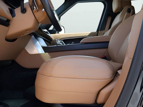 Used 2025 Land Rover Range Rover Long Wheelbase SE image 35