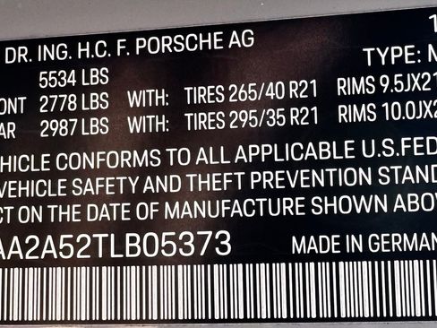Used 2026 Porsche Macan AWD/4WD image 42