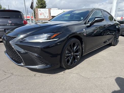 Used 2023 Lexus ES 350 F Sport image 2