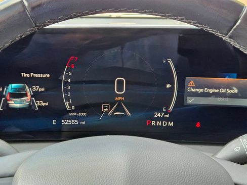 Used 2024 Cadillac XT4 Premium Luxury FWD image 24