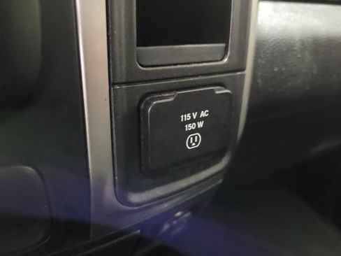 Used 2016 RAM 1500 Outdoorsman image 31