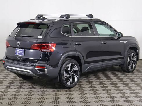 Used 2024 Volkswagen Taos SE w/ Taos Adventure Package (SXB) AWD/4WD image 11
