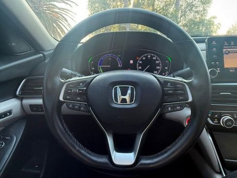 Used 2019 Honda Accord Touring image 22