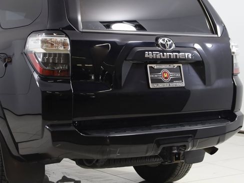 Used 2024 Toyota 4Runner SR5 Premium image 22