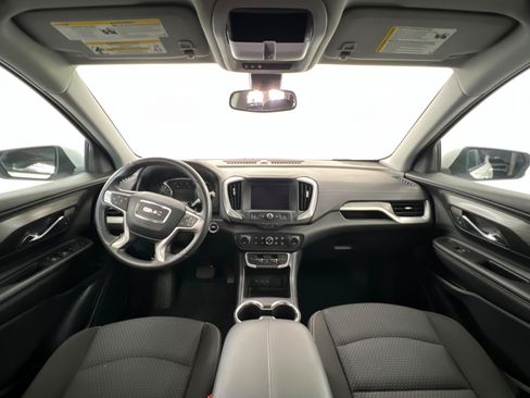 Used 2023 GMC Terrain SLE w/ Driver Convenience Package FWD image 10