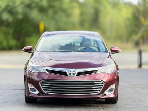 Used 2015 Toyota Avalon XLE FWD image 3