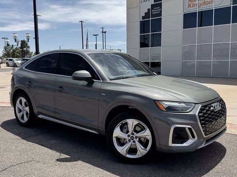 Used 2023 Audi Q5 2.0T Premium Plus w/ Premium Plus Package AWD/4WD image 2