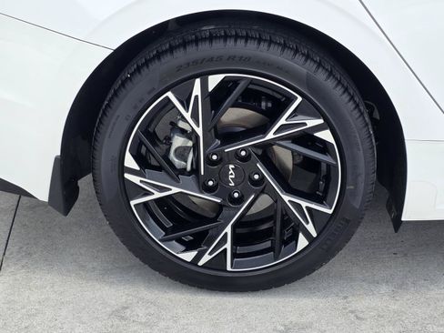 Used 2025 Kia K5 GT-Line w/ GT-Line Premium Package FWD image 8