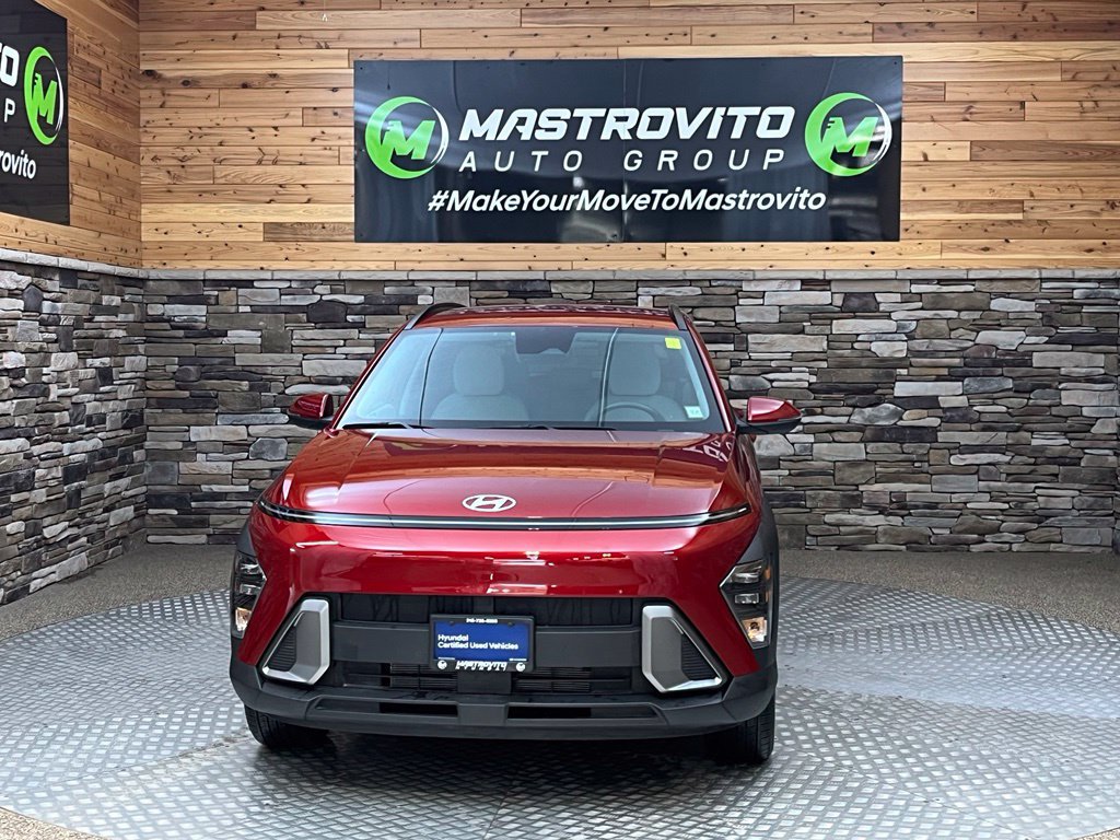 Used 2024 Hyundai Kona SEL w/ Convenience Package AWD/4WD image 4