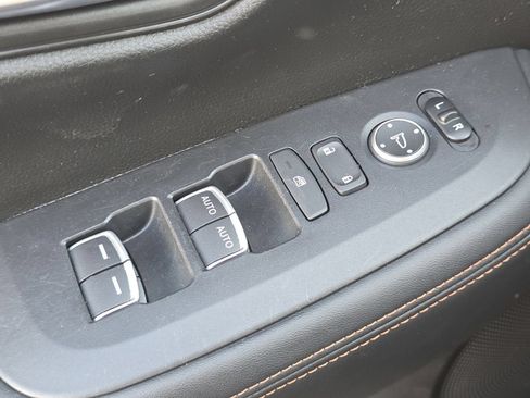 Certified 2023 Honda HR-V Sport image 27