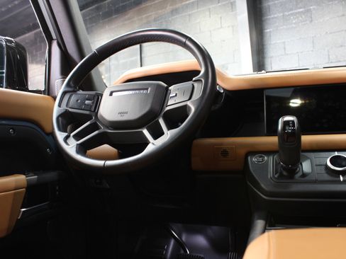 Used 2023 Land Rover Defender 110 X-Dynamic SE image 49