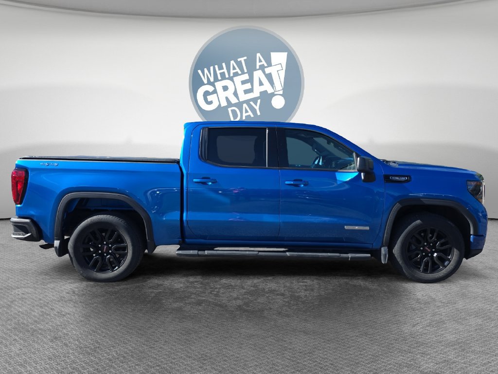 Used 2022 GMC Sierra 1500 Elevation AWD/4WD image 2