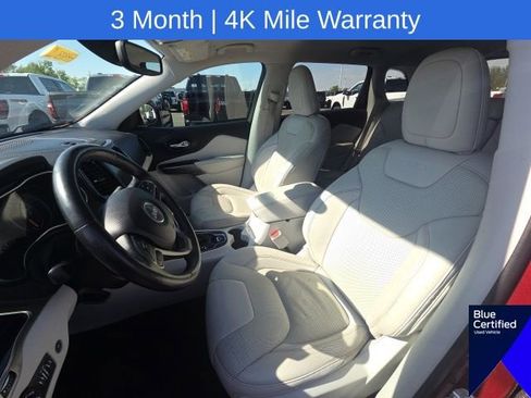 Used 2019 Jeep Cherokee Limited FWD image 27