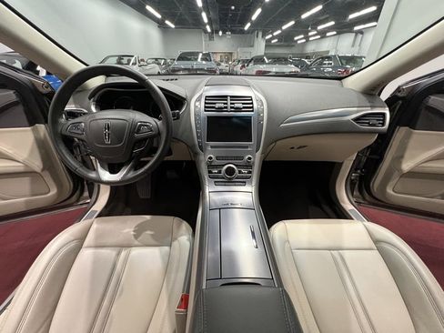 Used 2019 Lincoln MKZ Premiere image 35