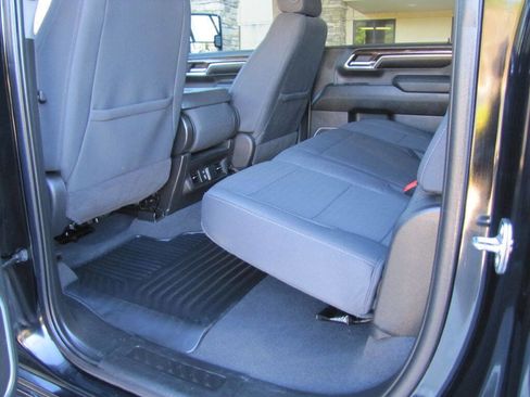 Used 2024 GMC Sierra 2500 SLE w/ SLE Convenience Package image 20