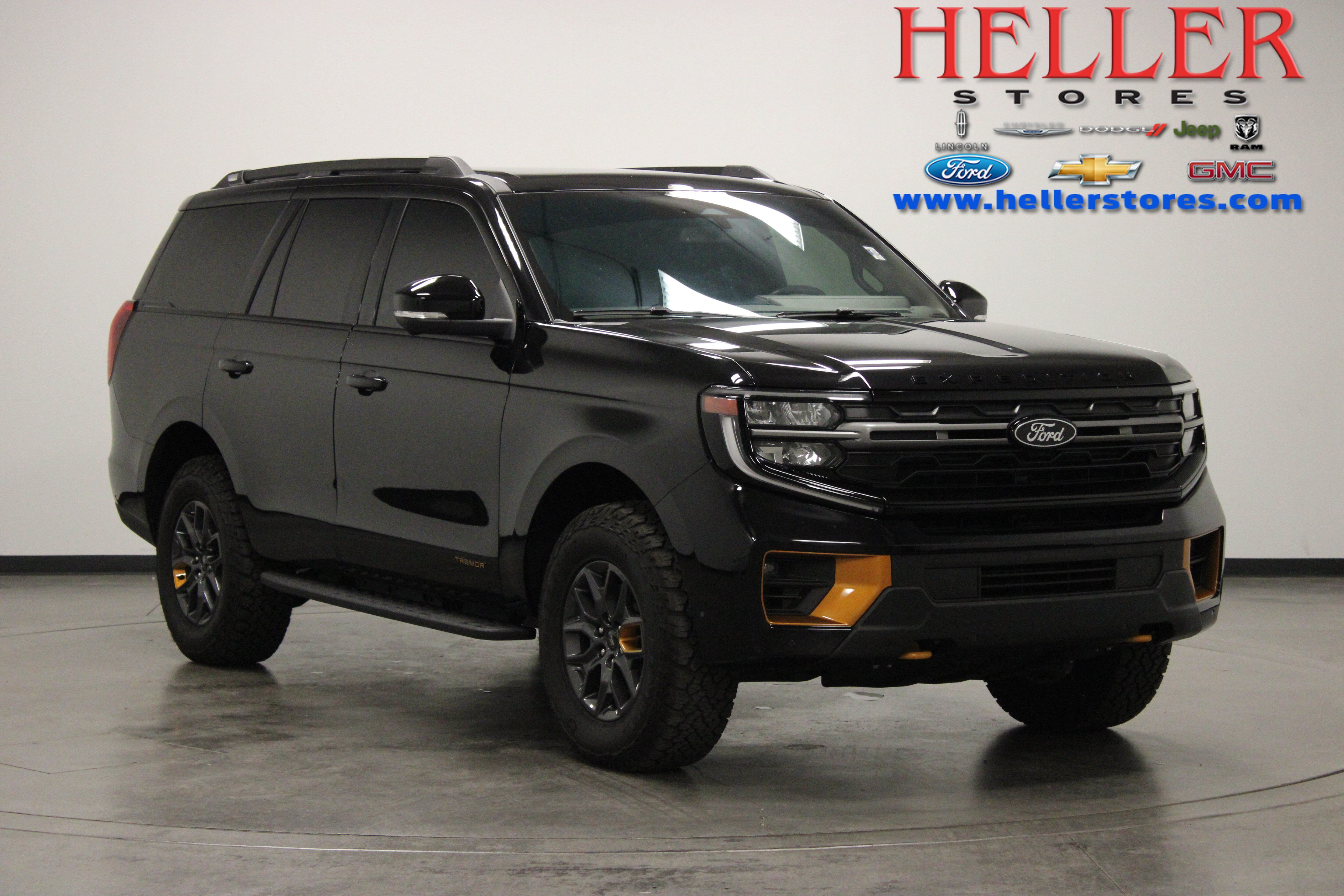 Used 2025 Ford Expedition Tremor AWD/4WD image 1