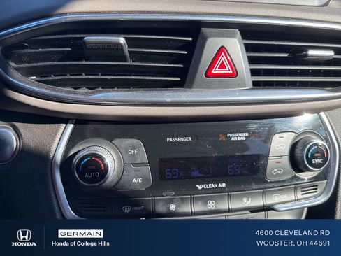 Used 2020 Hyundai Santa Fe SEL w/ Convenience Package image 21