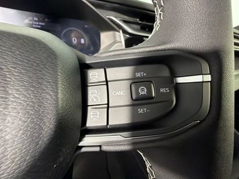 New 2026 Jeep Cherokee Overland w/ Advanced Pro Tech Group AWD/4WD image 15