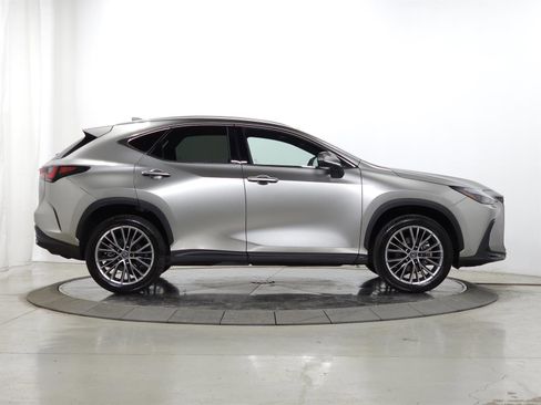 Certified 2026 Lexus NX 350 AWD w/ Accessory Package (2T) image 12
