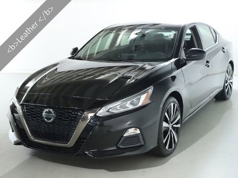 Used 2019 Nissan Altima 2.5 SR image 3