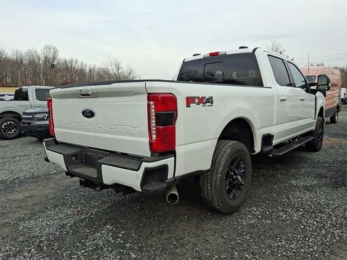 Used 2023 Ford F250 XLT w/ XLT Premium Package image 6