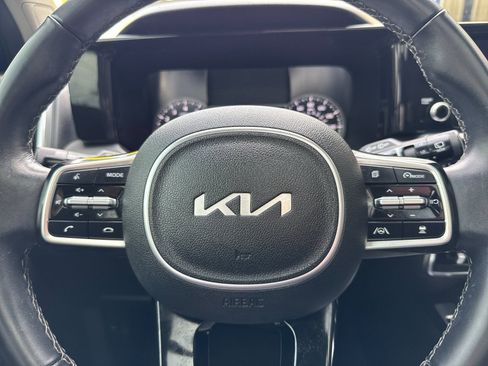 Used 2022 Kia Sorento SX image 25