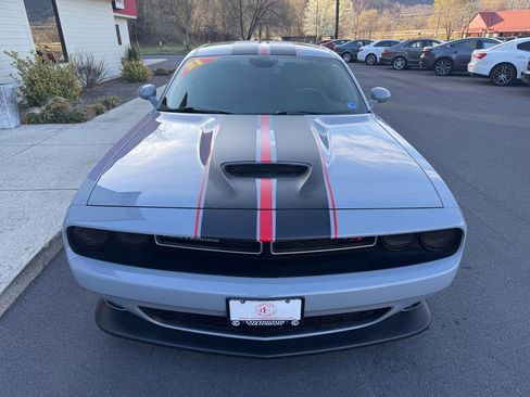Used 2021 Dodge Challenger R/T RWD image 9