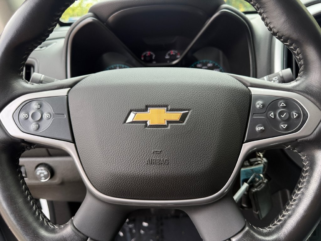 Used 2022 Chevrolet Colorado LT w/ Redline Special Edition RWD image 19