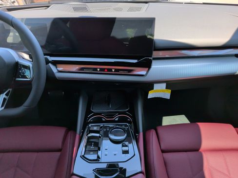 New 2027 BMW 530i w/ M Sport Package RWD image 33
